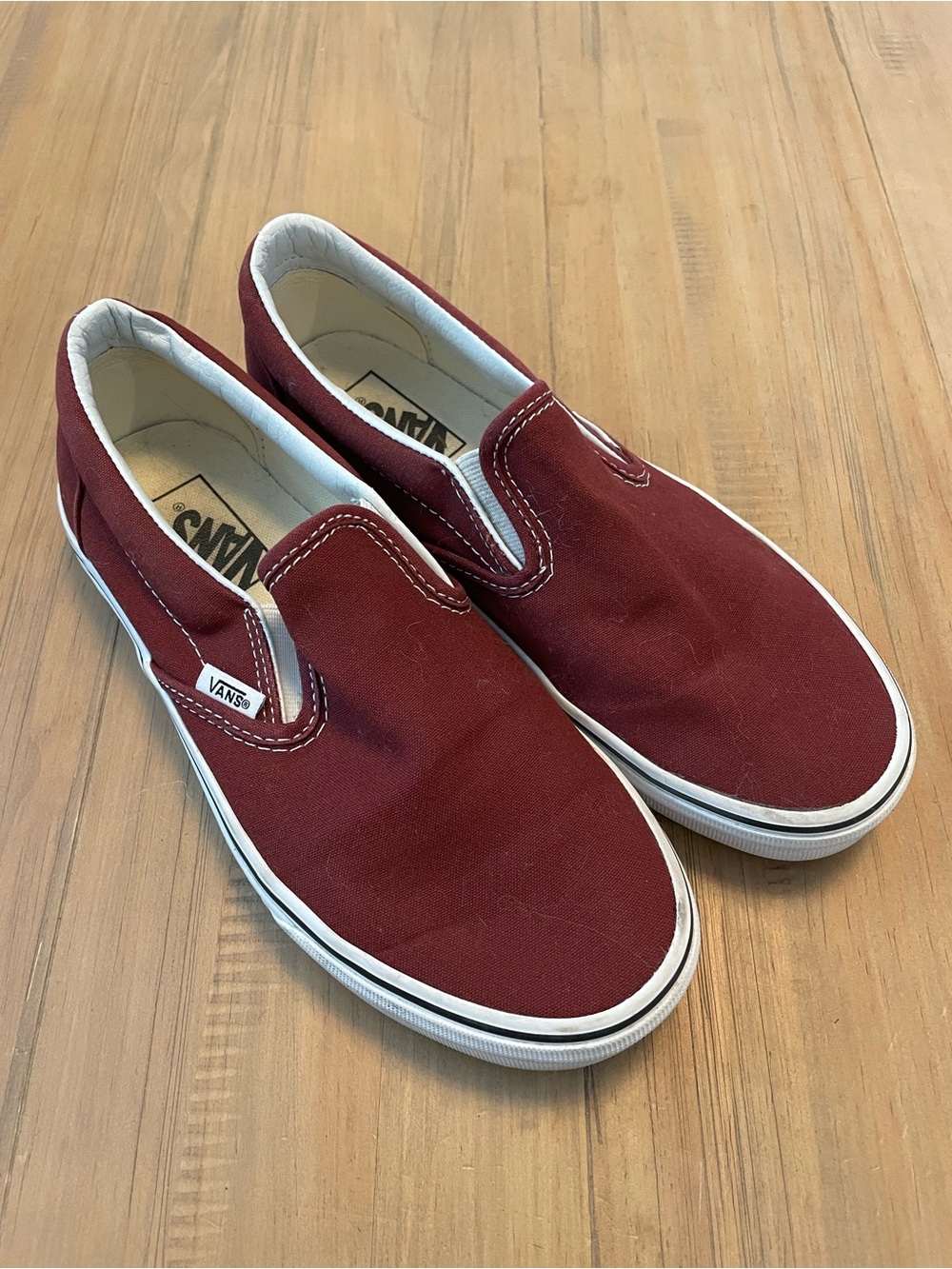Vans Burgundy Classic Slip-On Shoe Sneaker Women’s 7.5 Men’s 6